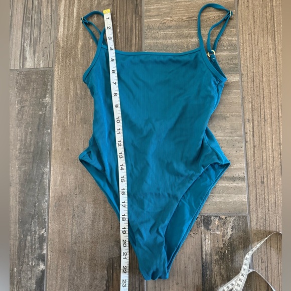 New L*space Holly Rib One-Piece Swimsuit size XS - Picture 7 of 9